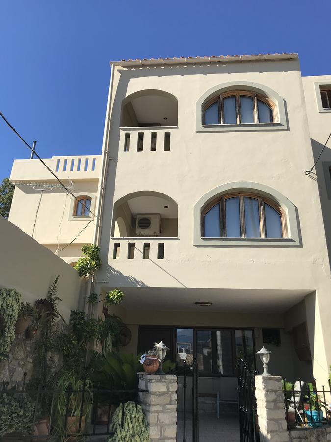 Pension Nikos Pitsidia Extérieur photo