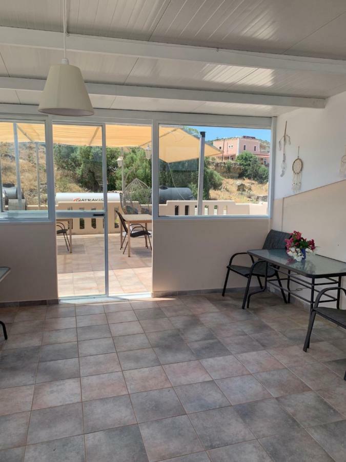 Pension Nikos Pitsidia Extérieur photo
